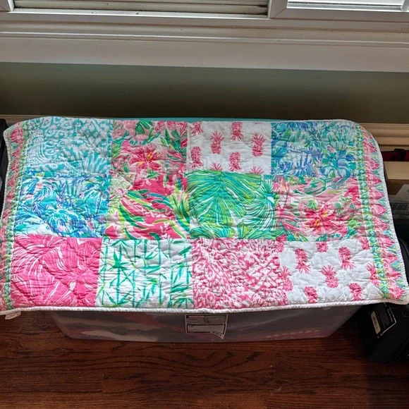 Never used Lilly Pulitzer colorful patchwork throw pillow sham - Picture 1 of 7